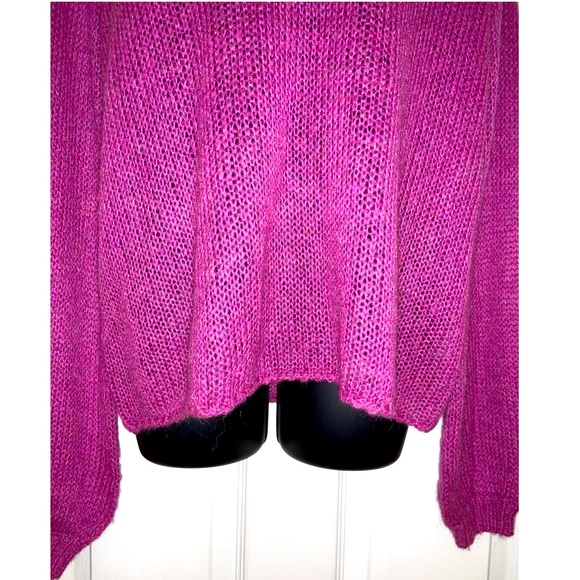 Lovers and Friends Rhiannon V Neck in fuchsia –– NWT - Picture 5 of 13